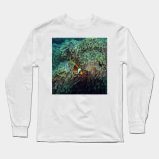 Clownfish in the Sea Anemone Long Sleeve T-Shirt